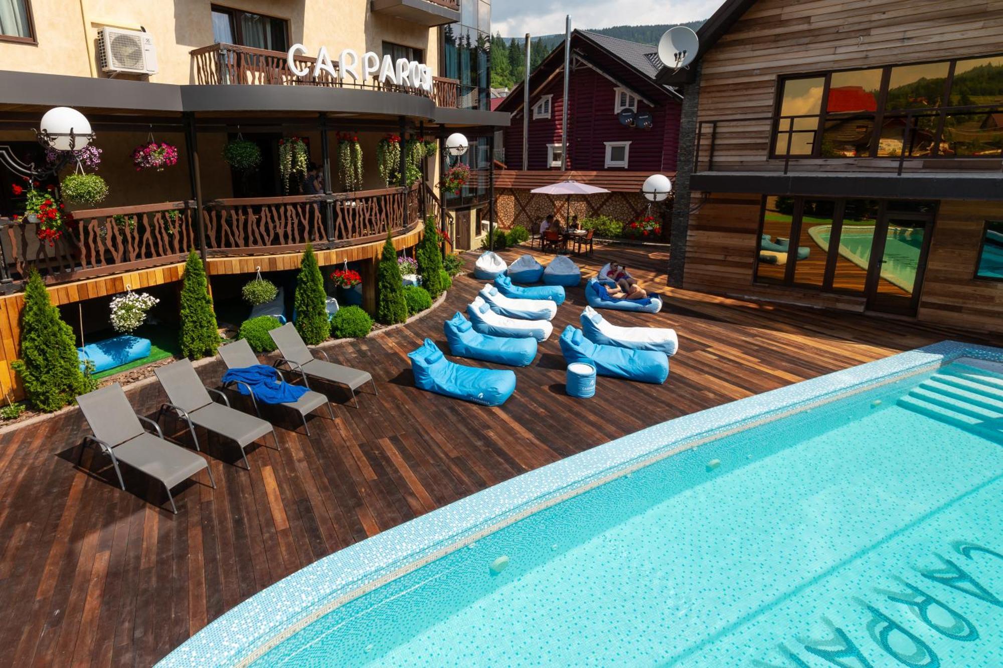 Carparosa Hotel Bukovel Bagian luar foto