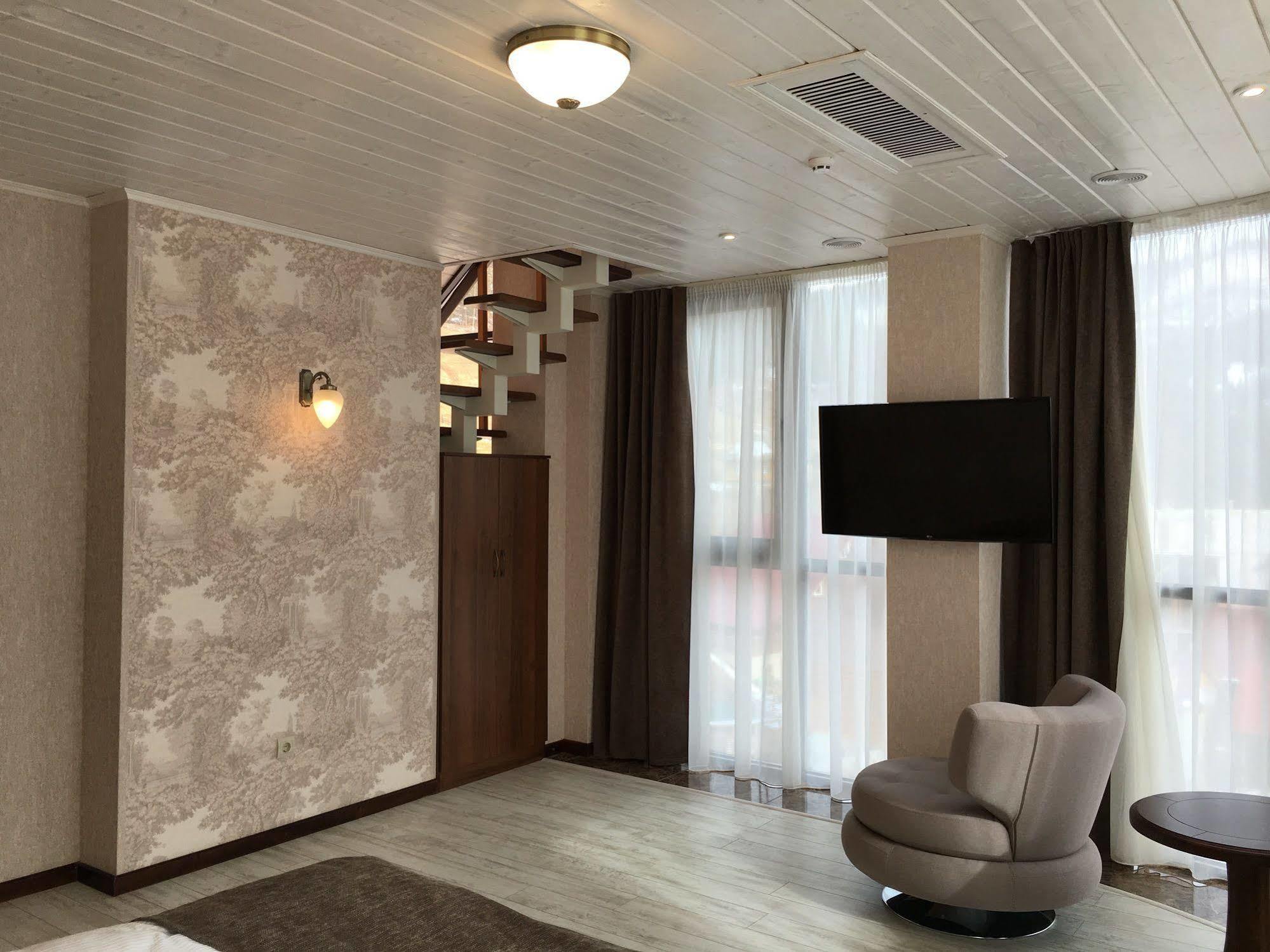 Carparosa Hotel Bukovel Bagian luar foto