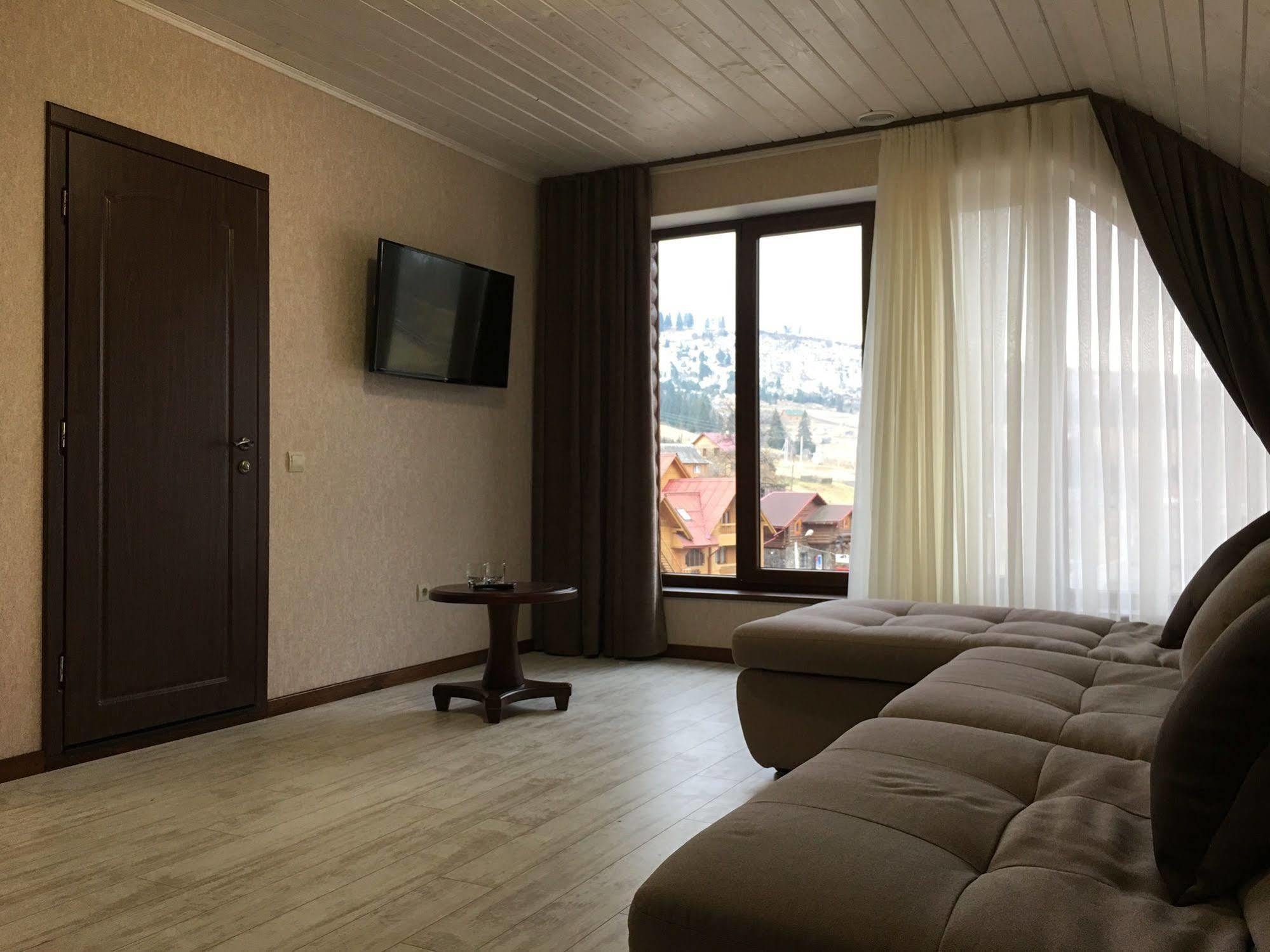 Carparosa Hotel Bukovel Bagian luar foto